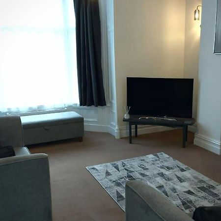 פרסטון 2 Bedroom City Centre Duplex Apt מראה חיצוני תמונה