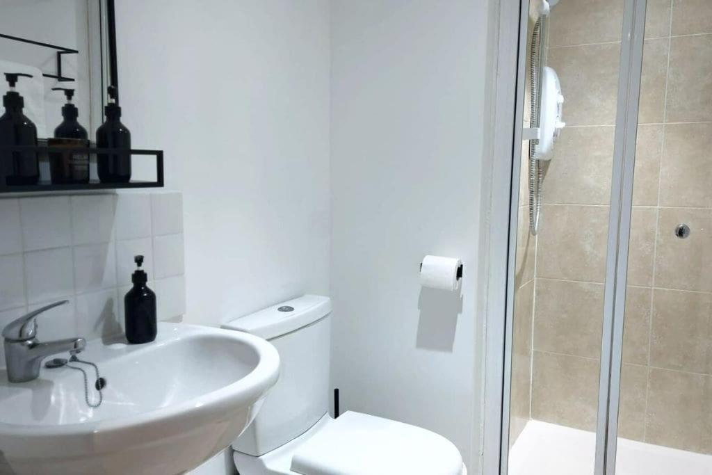 פרסטון 2 Bedroom City Centre Duplex Apt מראה חיצוני תמונה